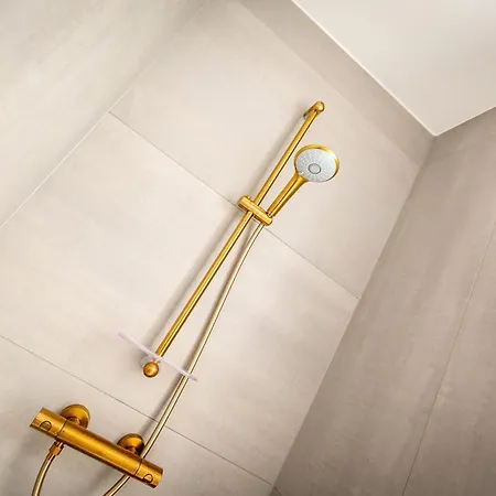 Quartier Eichenweg App 3 アパート *